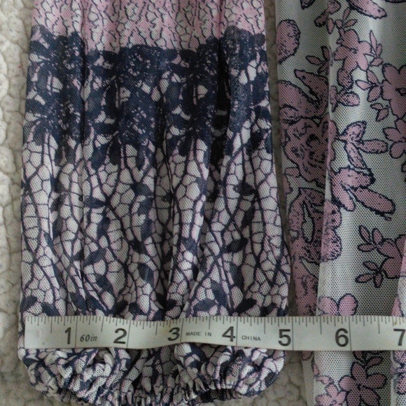 NWT Maison Tara Size 6 Pink Navy Floral Square Neck Smocked Boho Flounce… - Picture 5 of 15